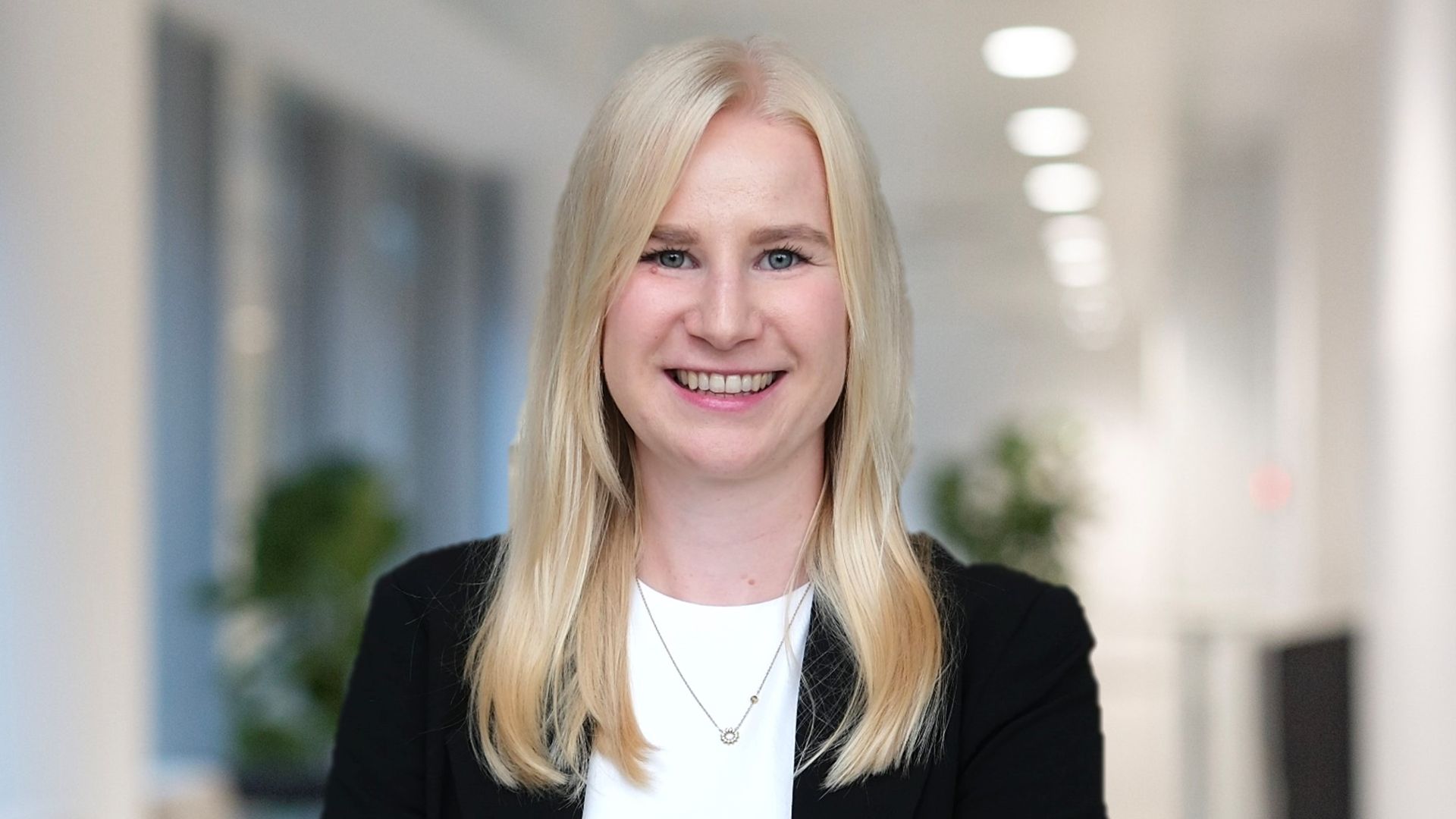 Lisa-Maria Fölser