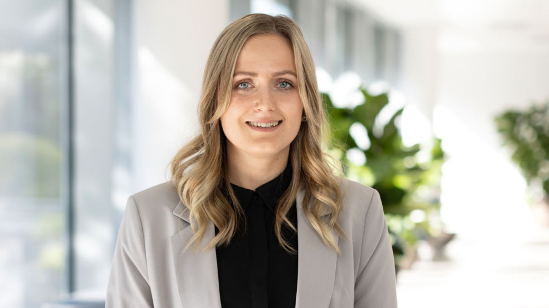 Stefanie Greifeneder, Human Resources Specialist | TGW Logistics