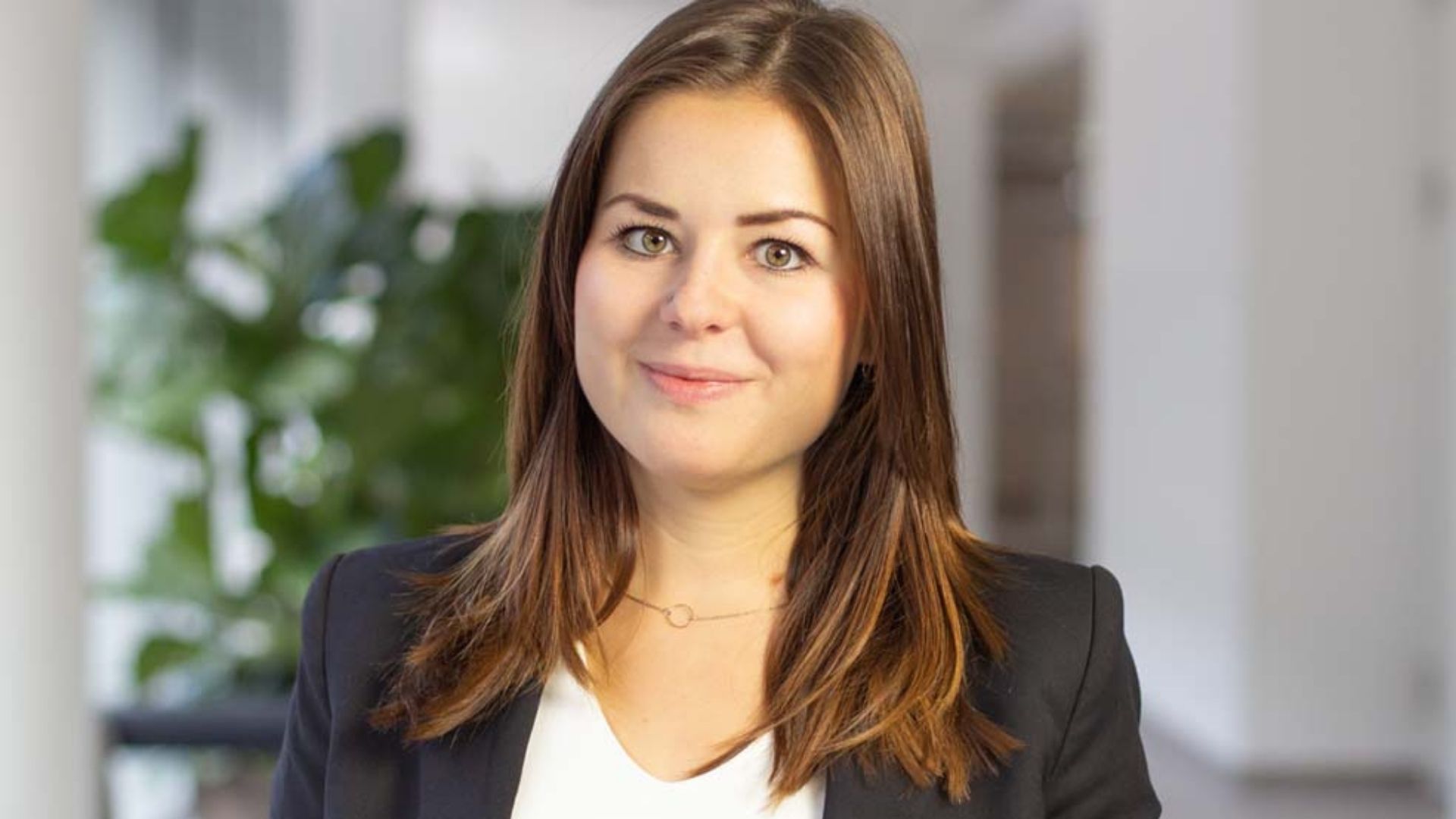 Angela Hansal, Human Resources Specialist | TGW Logistics
