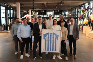 The Project Teams of JAKO and TGW Logistics