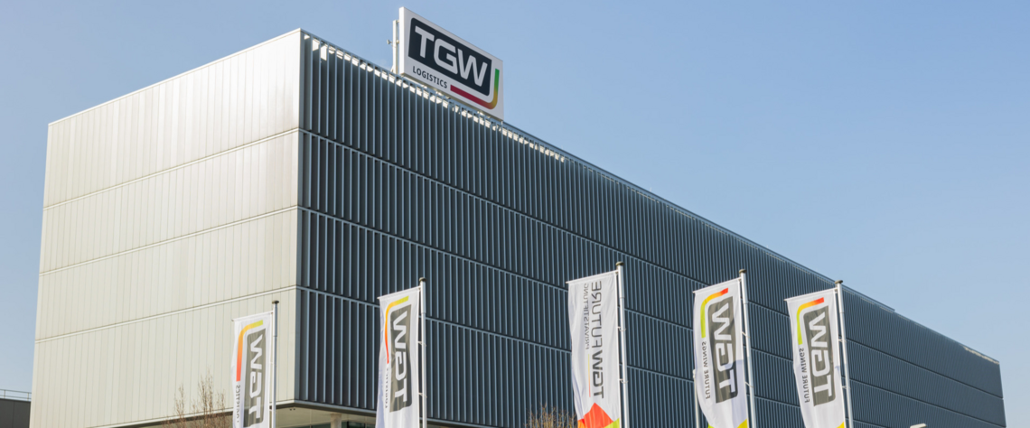 TGW Logistics buildings worldwide: our Headquarter building in Marchtrenk, Austria with the new logo on top