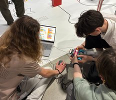 Roboter, Mechatronik und Software