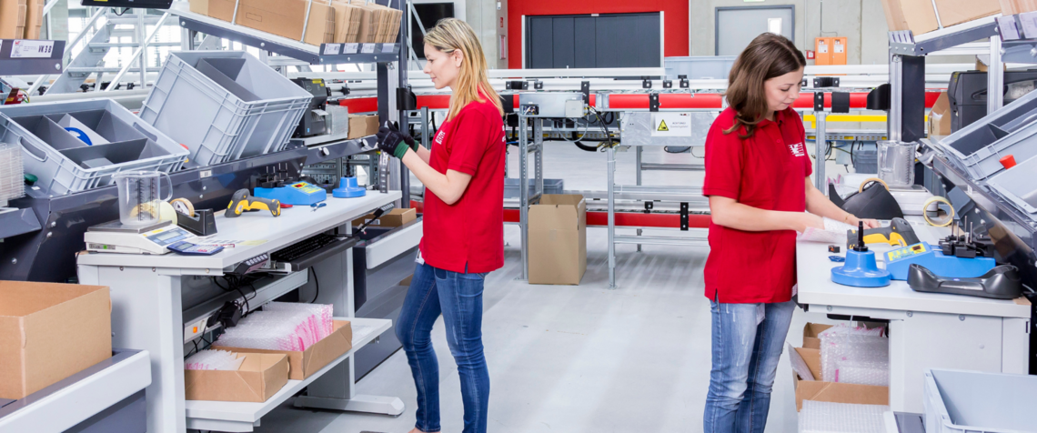 [Translate to North America:] consumer goods logistics automation strategy