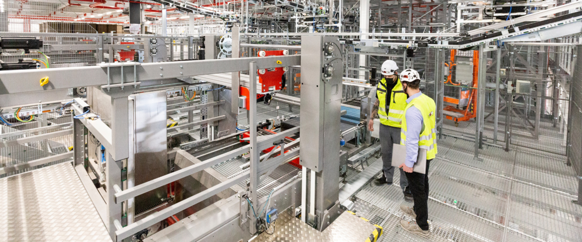 maintenance services with warehouse management software