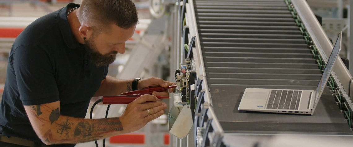 [Translate to North America:] warehouse management system