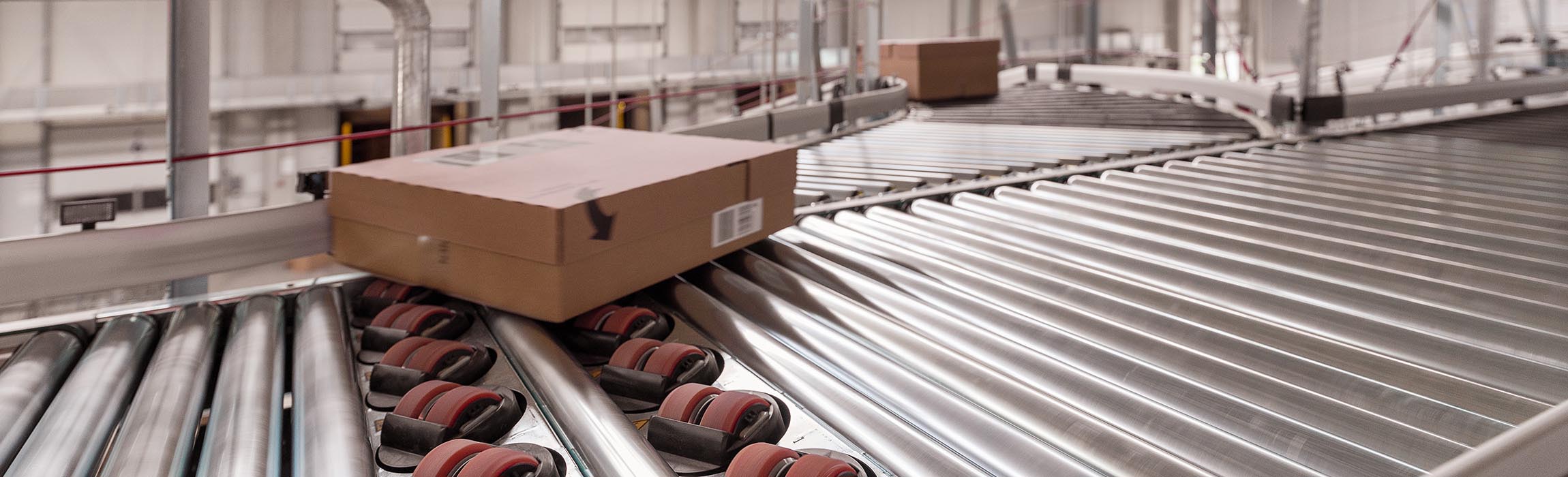 Precise and qualitative intralogistics for your high-performance conveyors and sorters.
